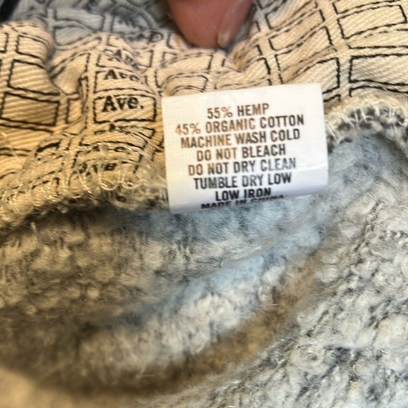 Taylor Stitch Gray Full Zip-Up Hoodie with Leather Accents - Picture 5 of 6